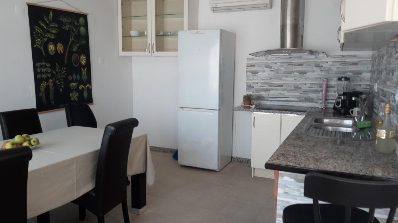 Impeccable 2-Bed House In Viana Do Castelo Villa Bagian luar foto